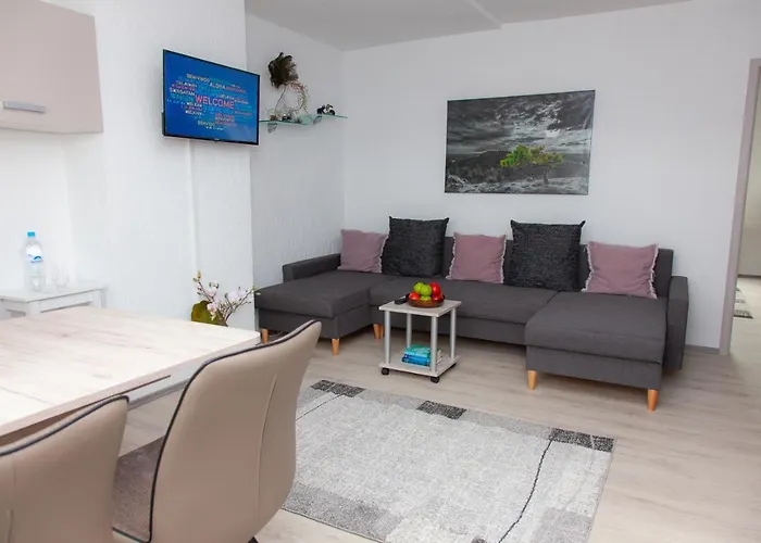 T&k Near Messe Fair Trade Duesseldorf Und Airport 3b Appartement